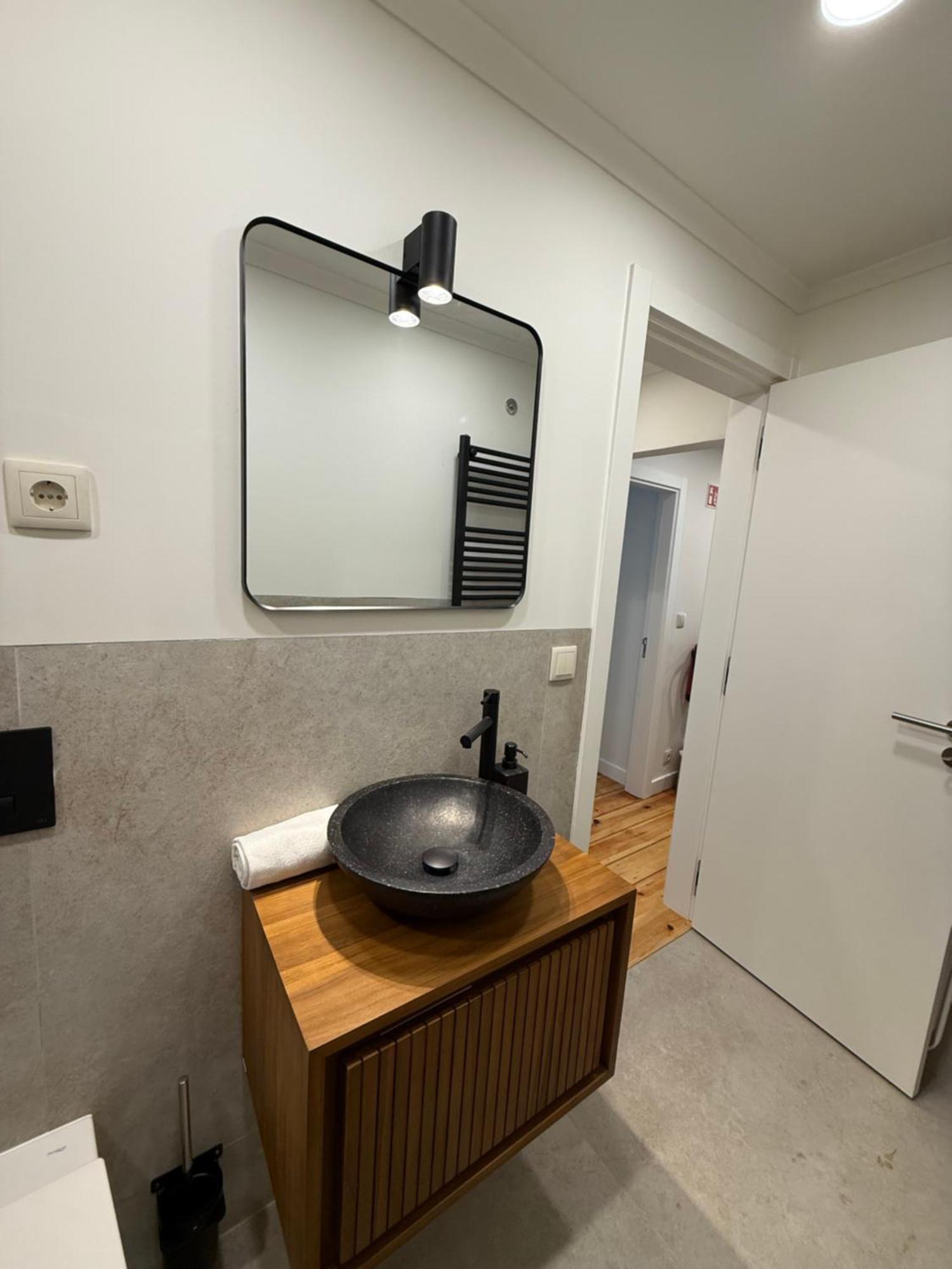 C1 Remodeld Beautiful Charming 2Br Apartment - Bairro Alto Lisboa Kültér fotó